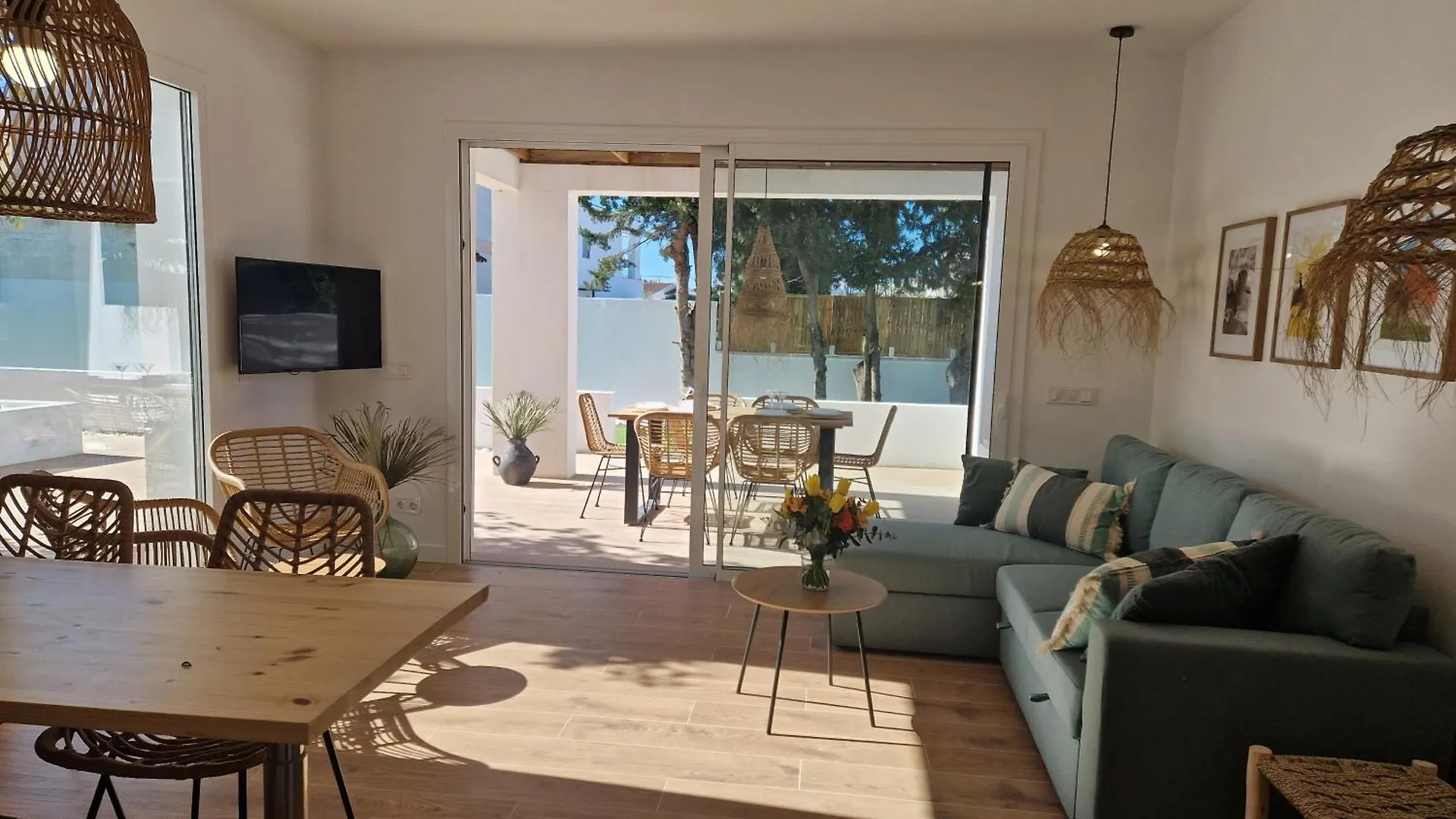 Apartamento Con Terraza Pb 4P